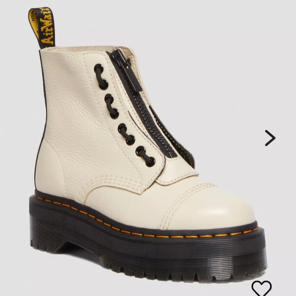 Dr. Martens Sinclair Milled Napa Leather Platform Boots 8US - Picture 2 of 10